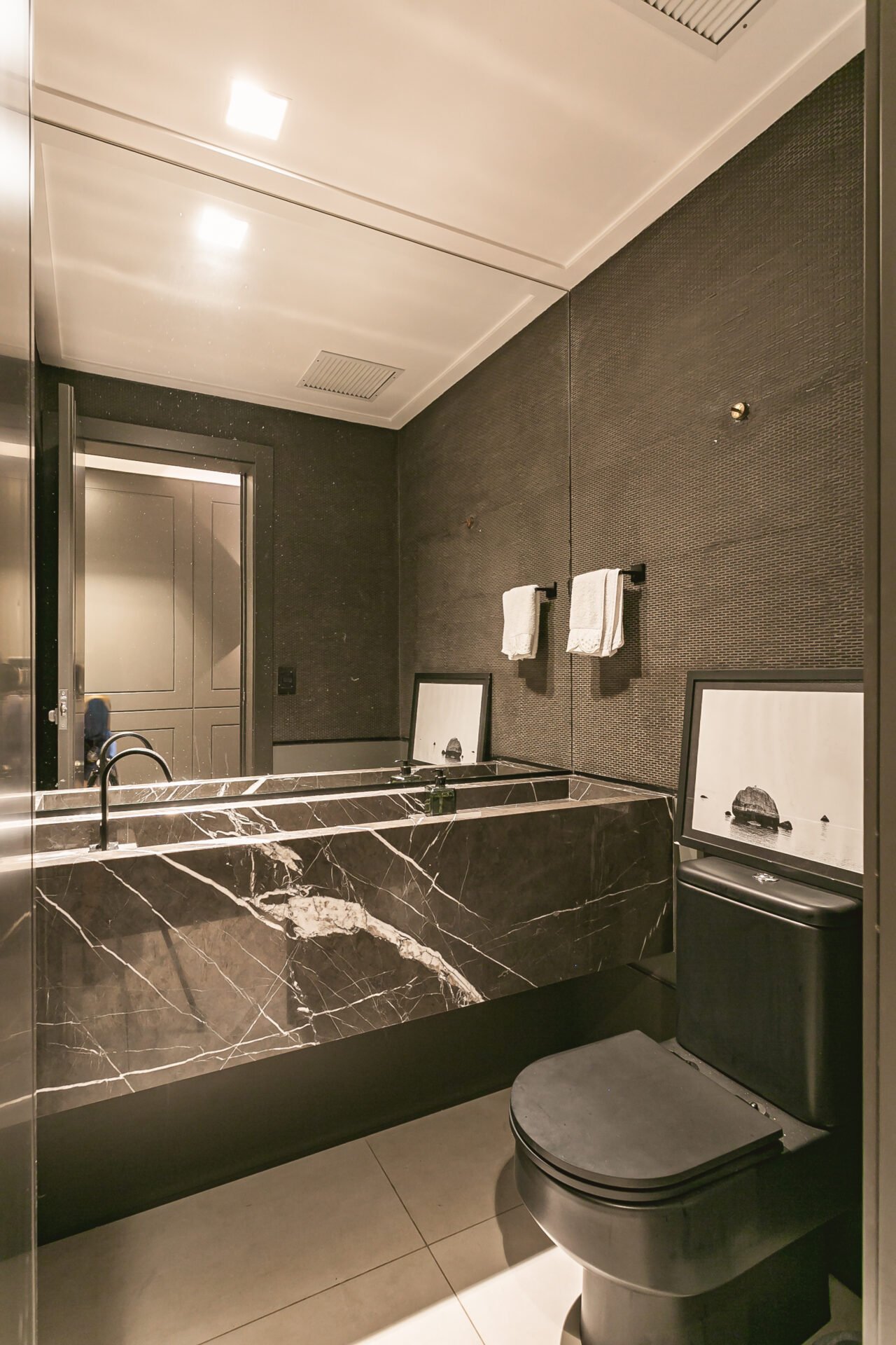 Apartamento no Sonata Place na Beiramar, Florianópolis