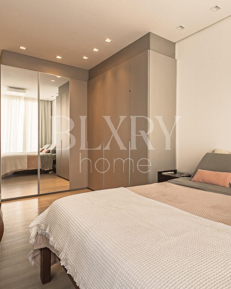 Apartamento frente mar no Novo Campeche, Florianópolis