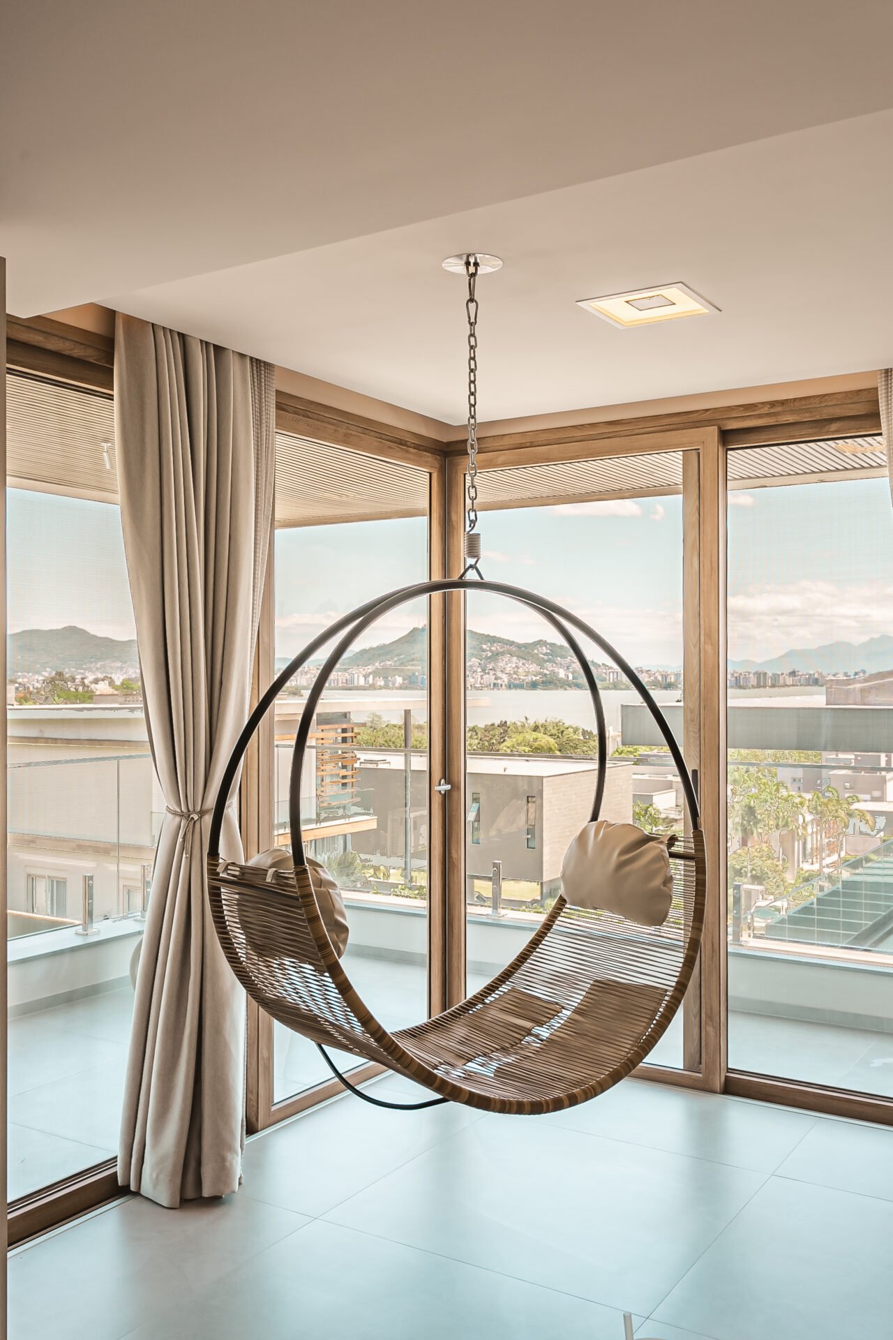 Casa com vista mar no Cacupé