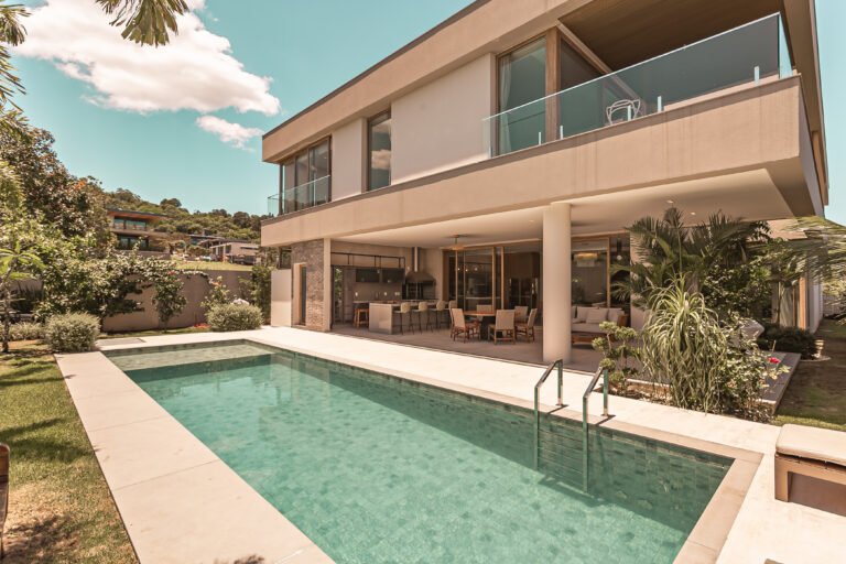 Casa com vista mar no Cacupé
