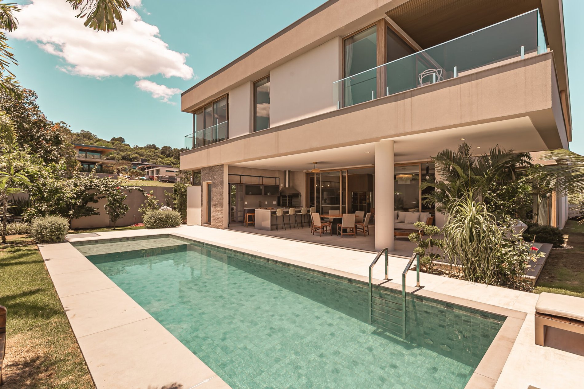 Casa com vista mar no Cacupé