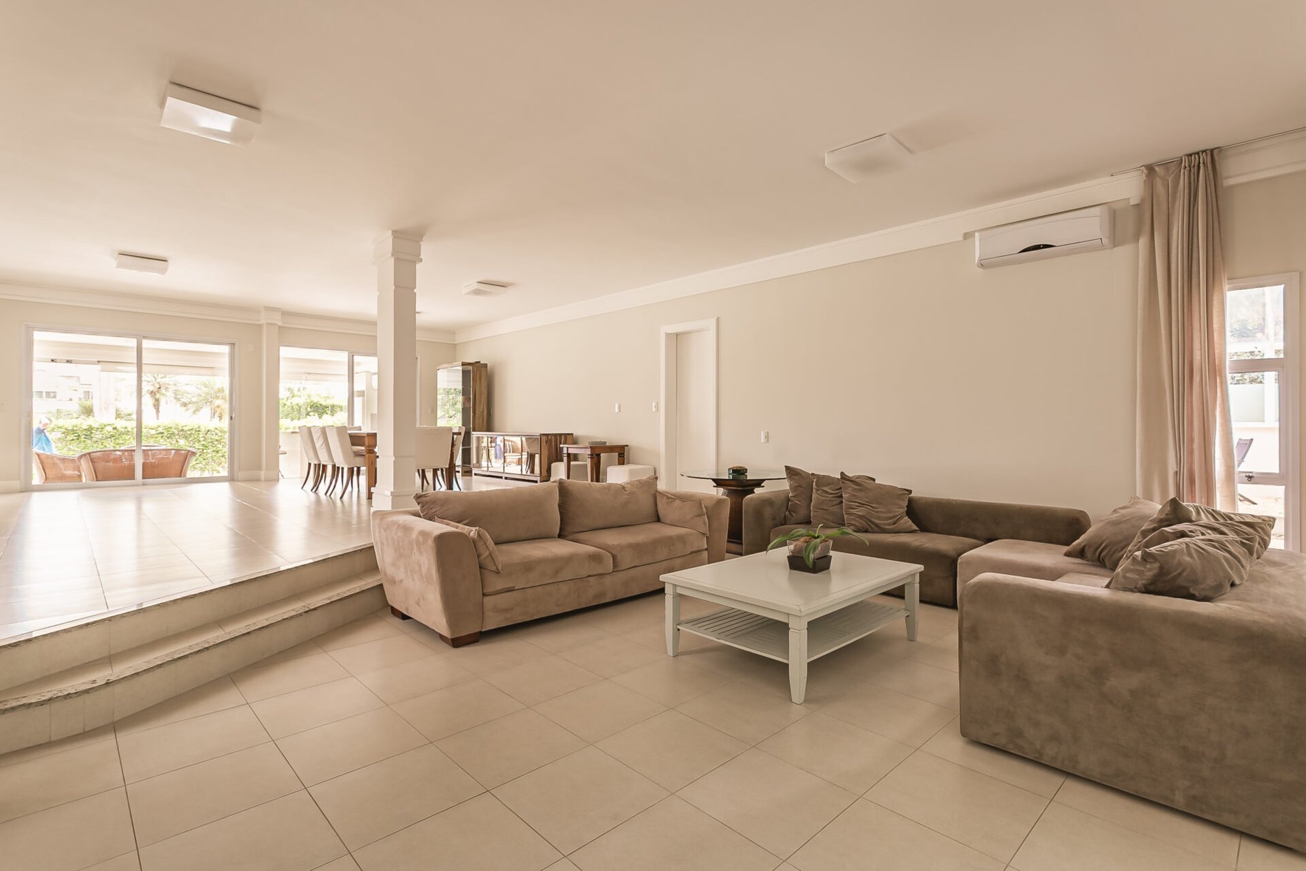 Casa no condomínio Casablanca no Cacupé