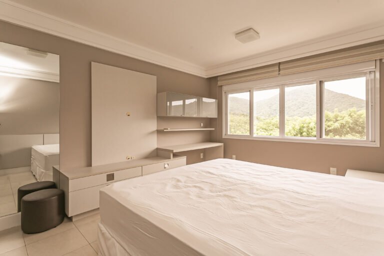 Casa no condomínio Casablanca no Cacupé