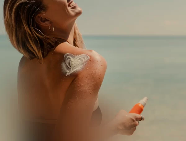 Totens de Protetor Solar nas Praias de Floripa