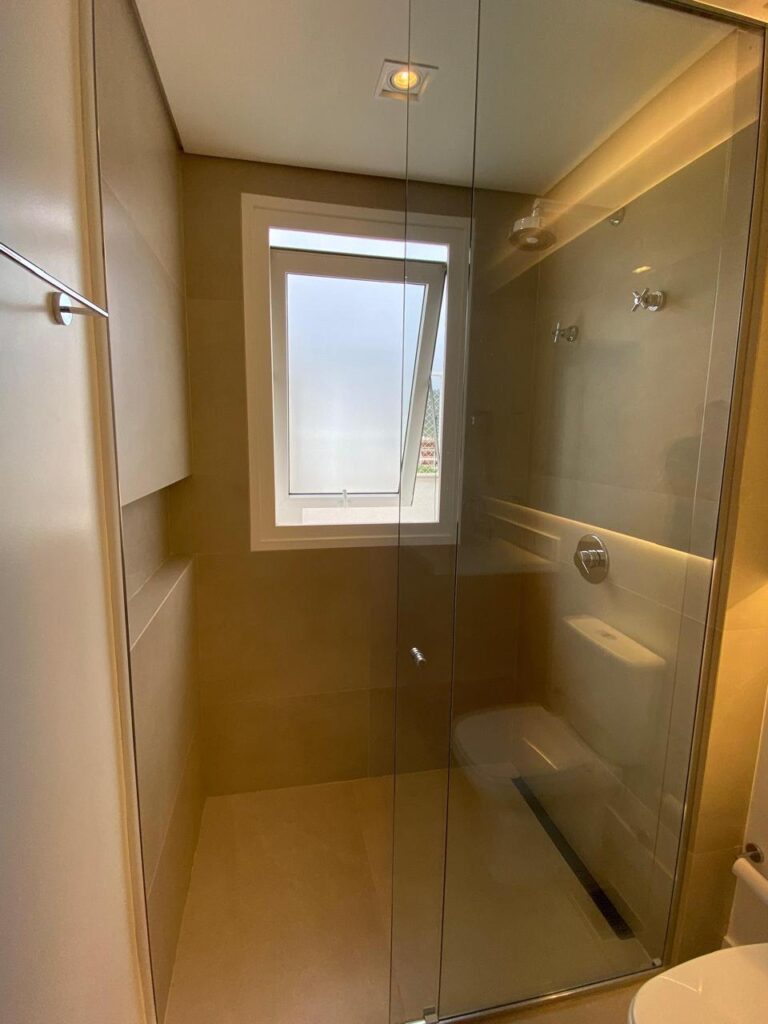 Cobertura duplex com vista para o mar em Jurerê Internacional
