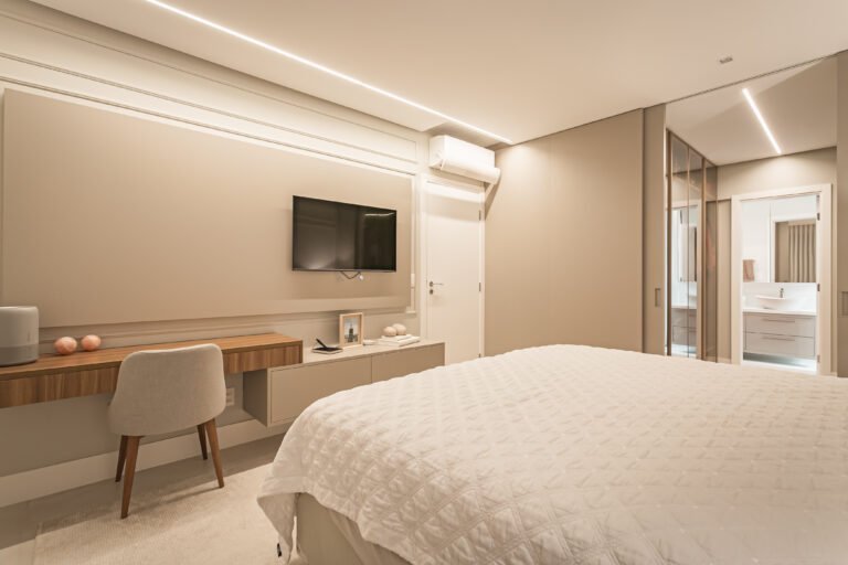 Apartamento com vista mar em Jurerê Internacional