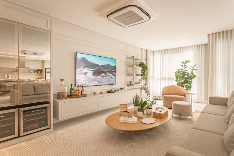 Apartamento com vista mar em Jurerê Internacional