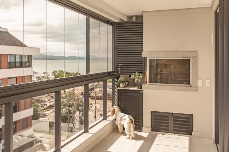 Apartamento com vista mar em Jurerê Internacional