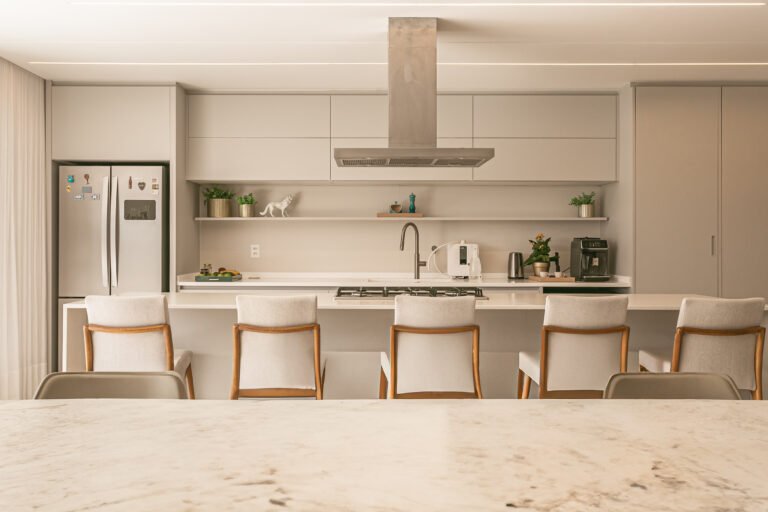 Apartamento com vista mar em Jurerê Internacional