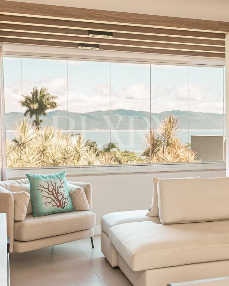 Apartamento frente mar em Canajurê