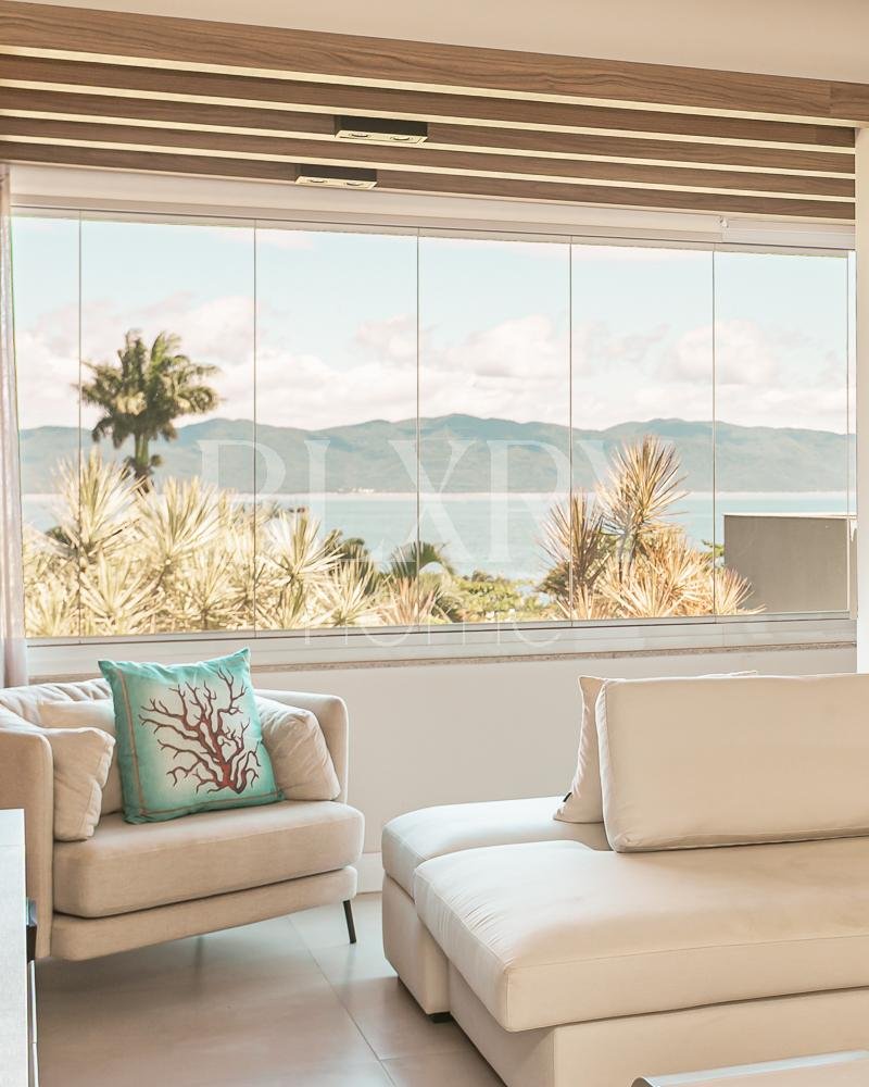 Apartamento frente mar em Canasjurê