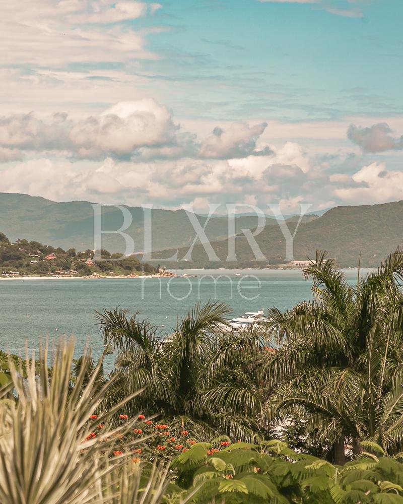 Apartamento frente mar em Canasjurê