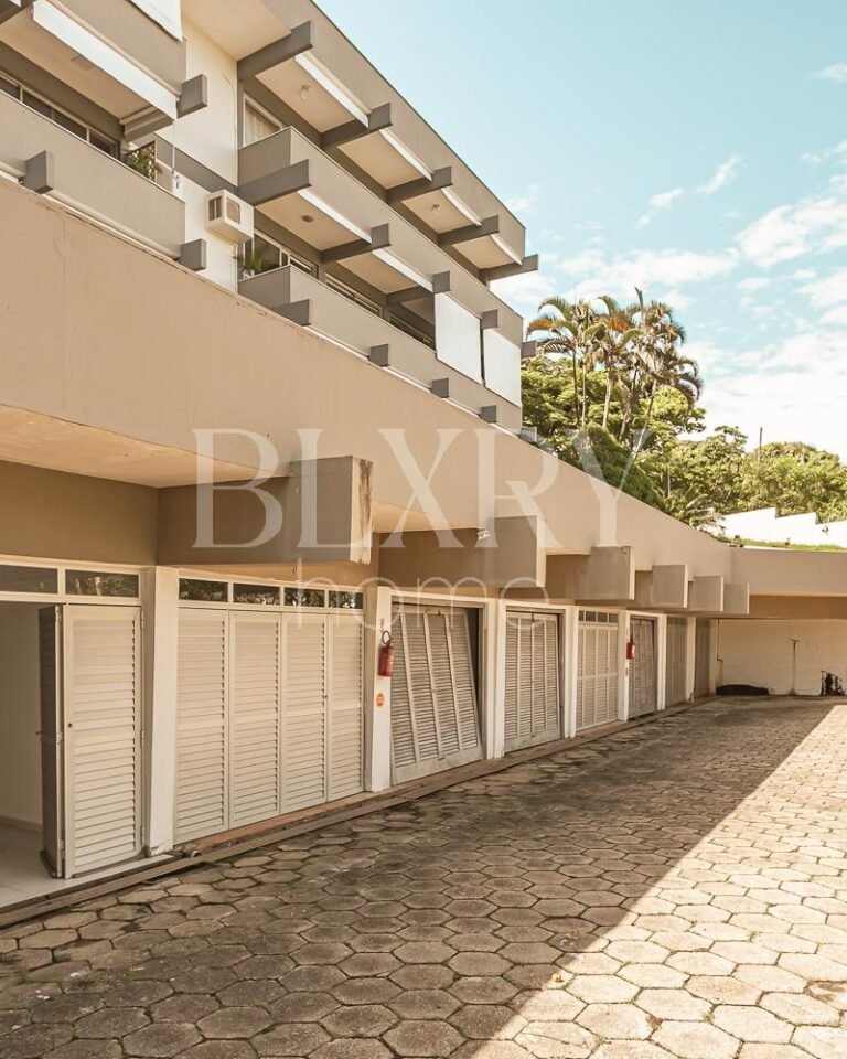Apartamento frente mar em Canajurê