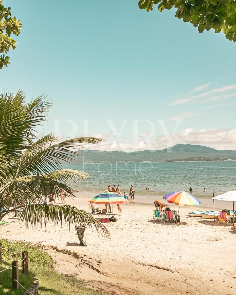 Apartamento frente mar em Canajurê