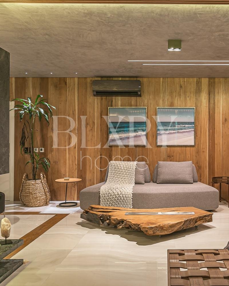 CASA EM JURERÊ INTERNACIONAL