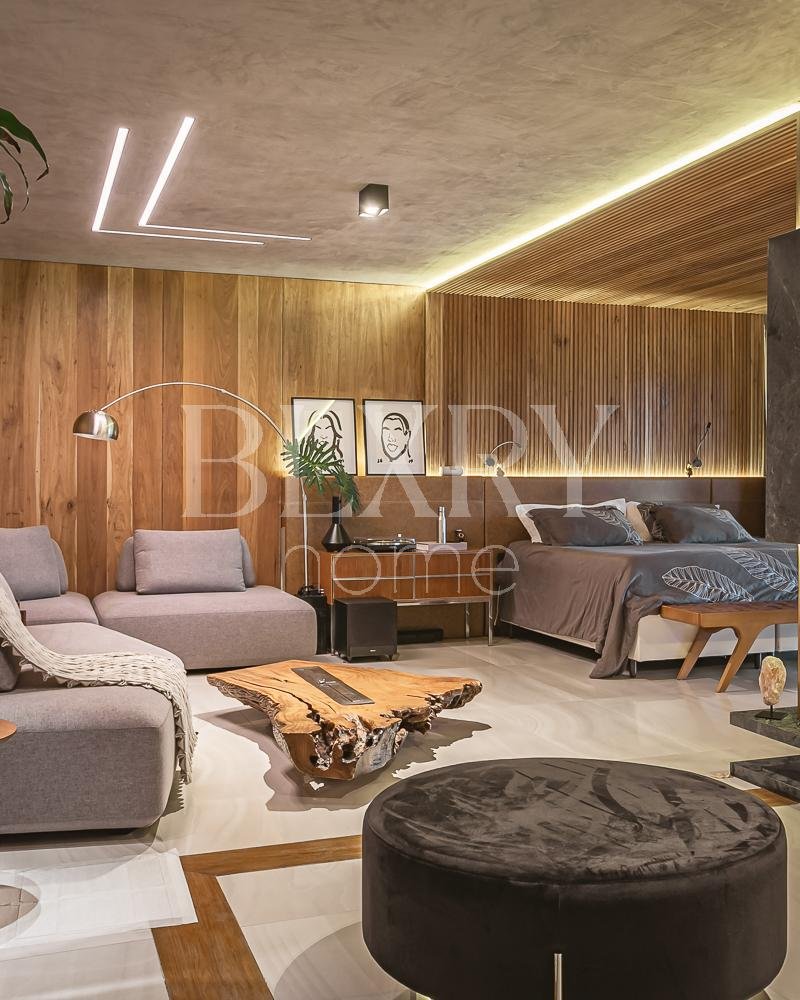 CASA EM JURERÊ INTERNACIONAL