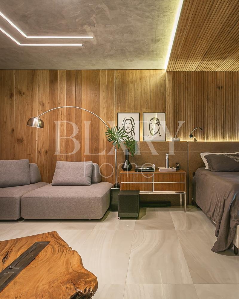 CASA EM JURERÊ INTERNACIONAL