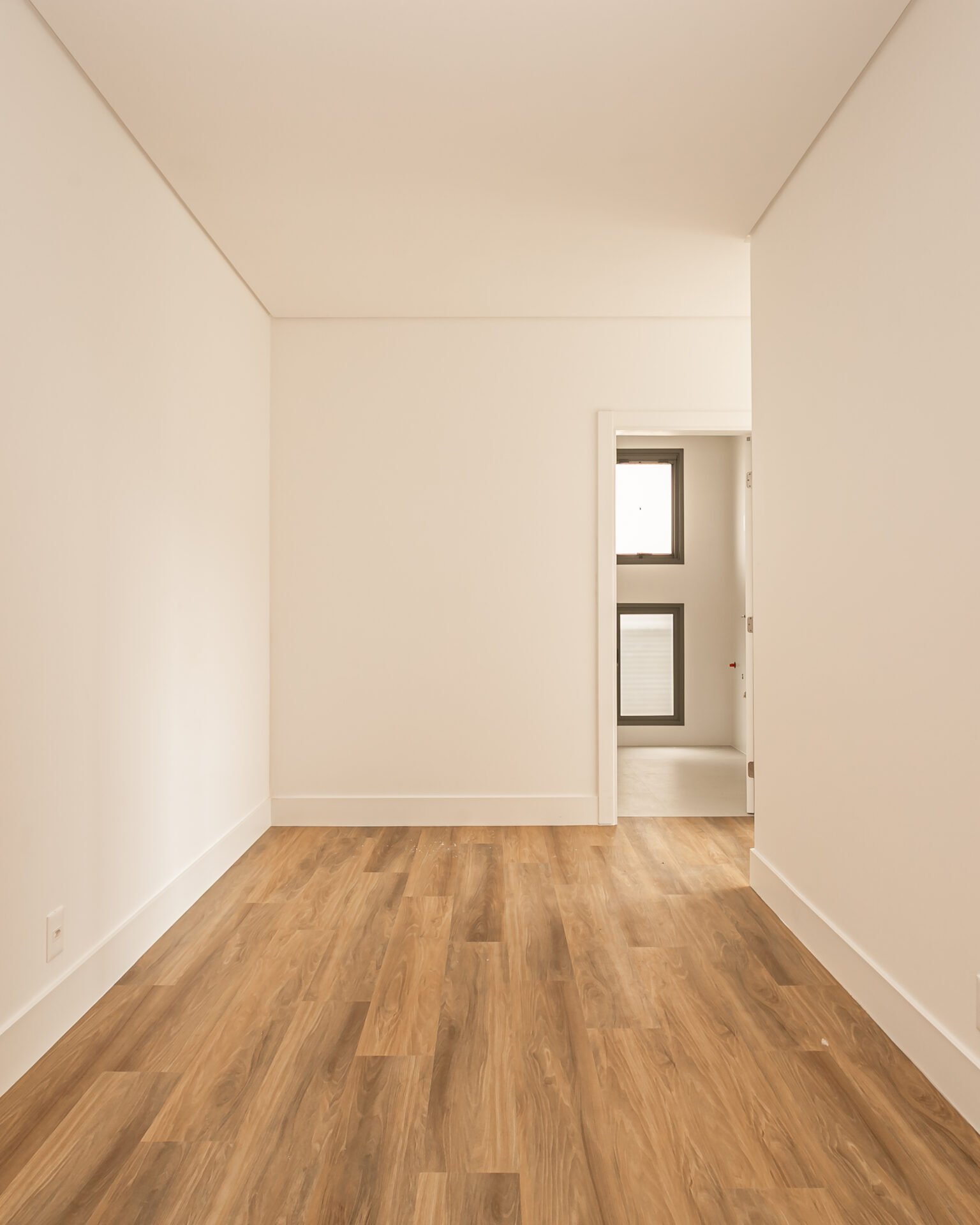 APARTAMENTO EM JURERÊ INTERNACIONAL