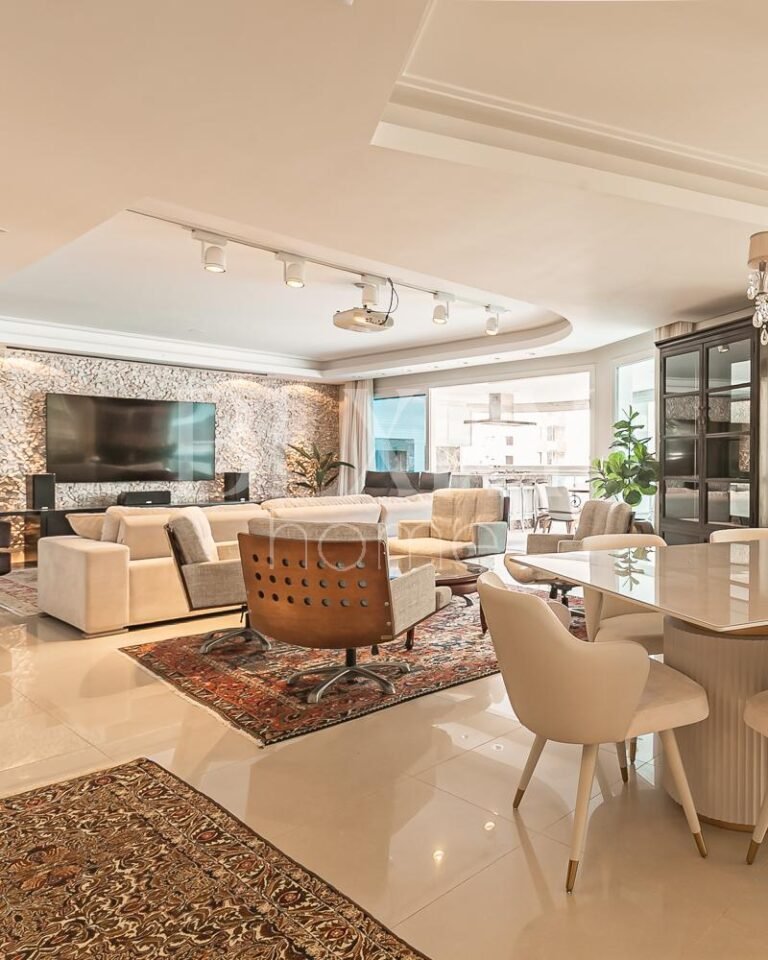 APARTAMENTO NA BEIRA-MAR