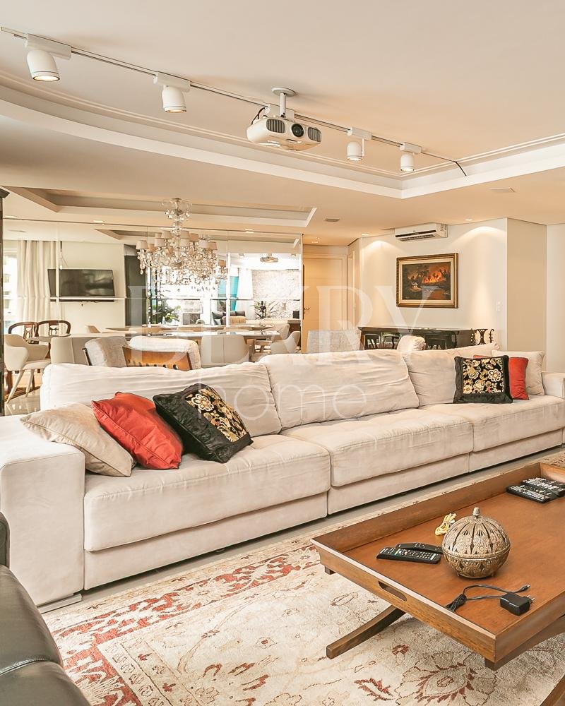 APARTAMENTO NA BEIRA-MAR