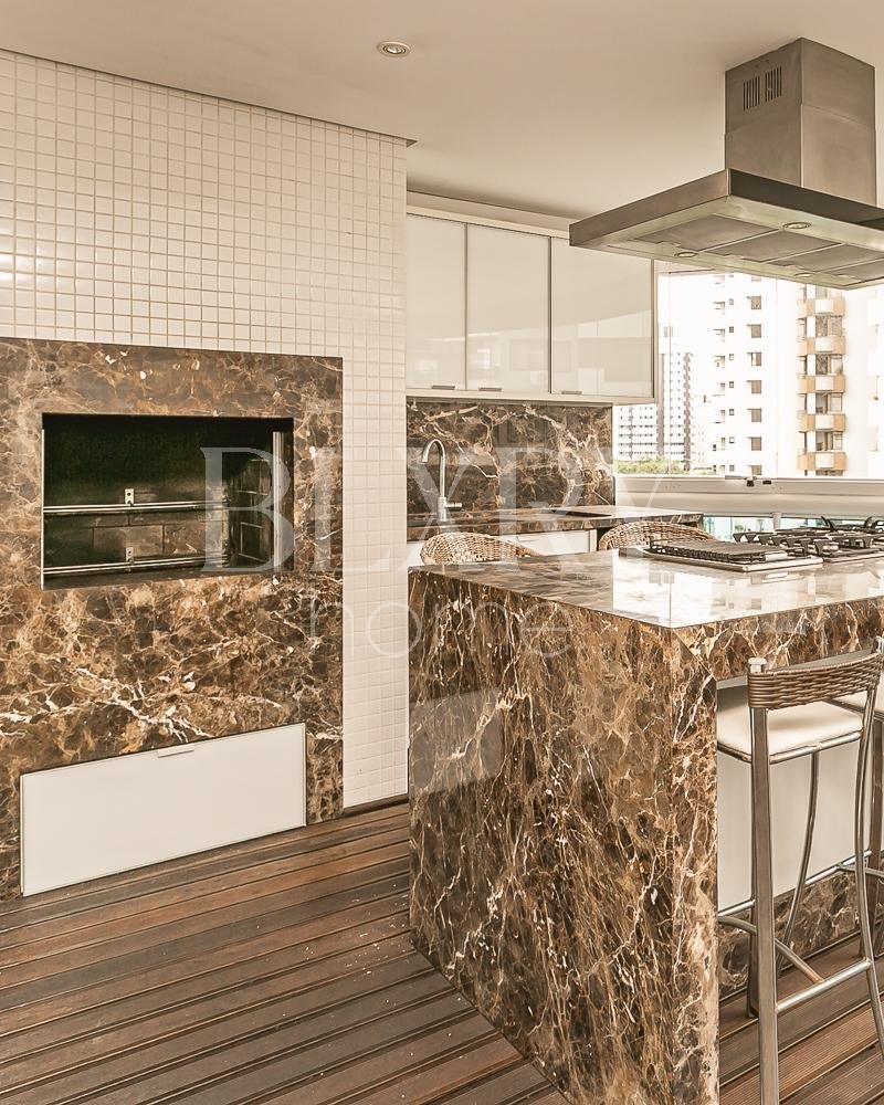 APARTAMENTO NA BEIRA-MAR