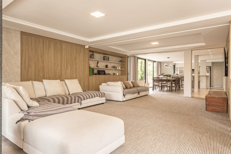 Casa com 5 dormitórios em Jurerê Internacional