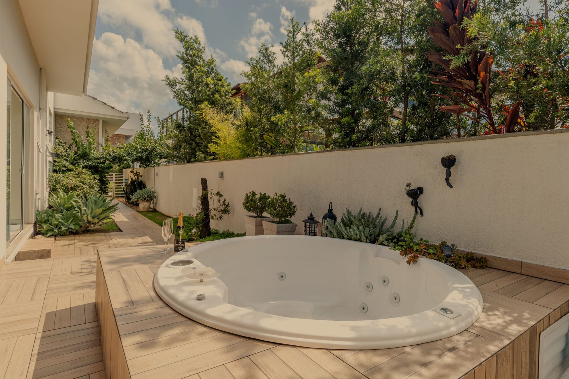Casa em condomínio no Rio Tavares