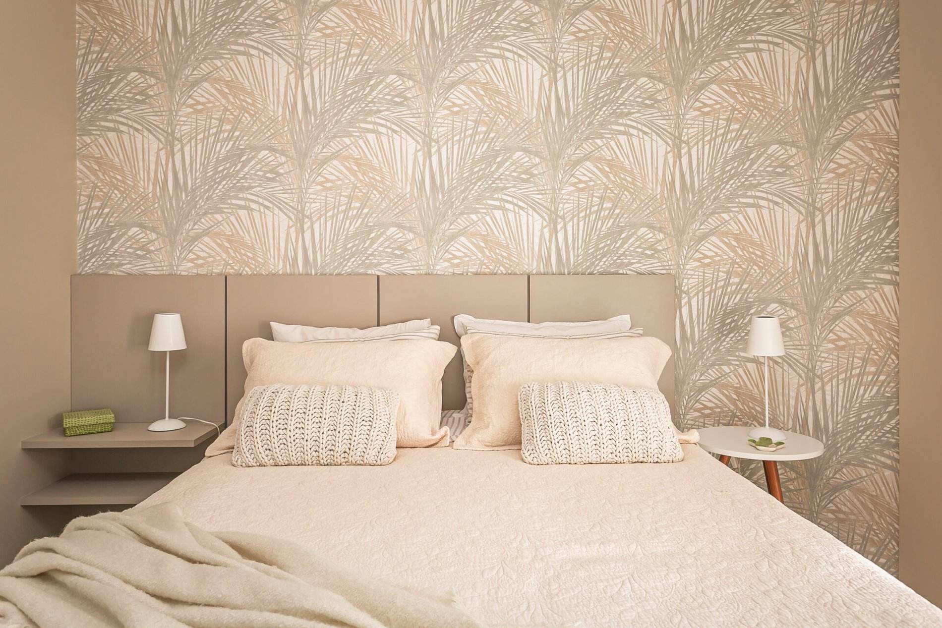 Apartamento a 50 metros do mar em Jurerê Internacional