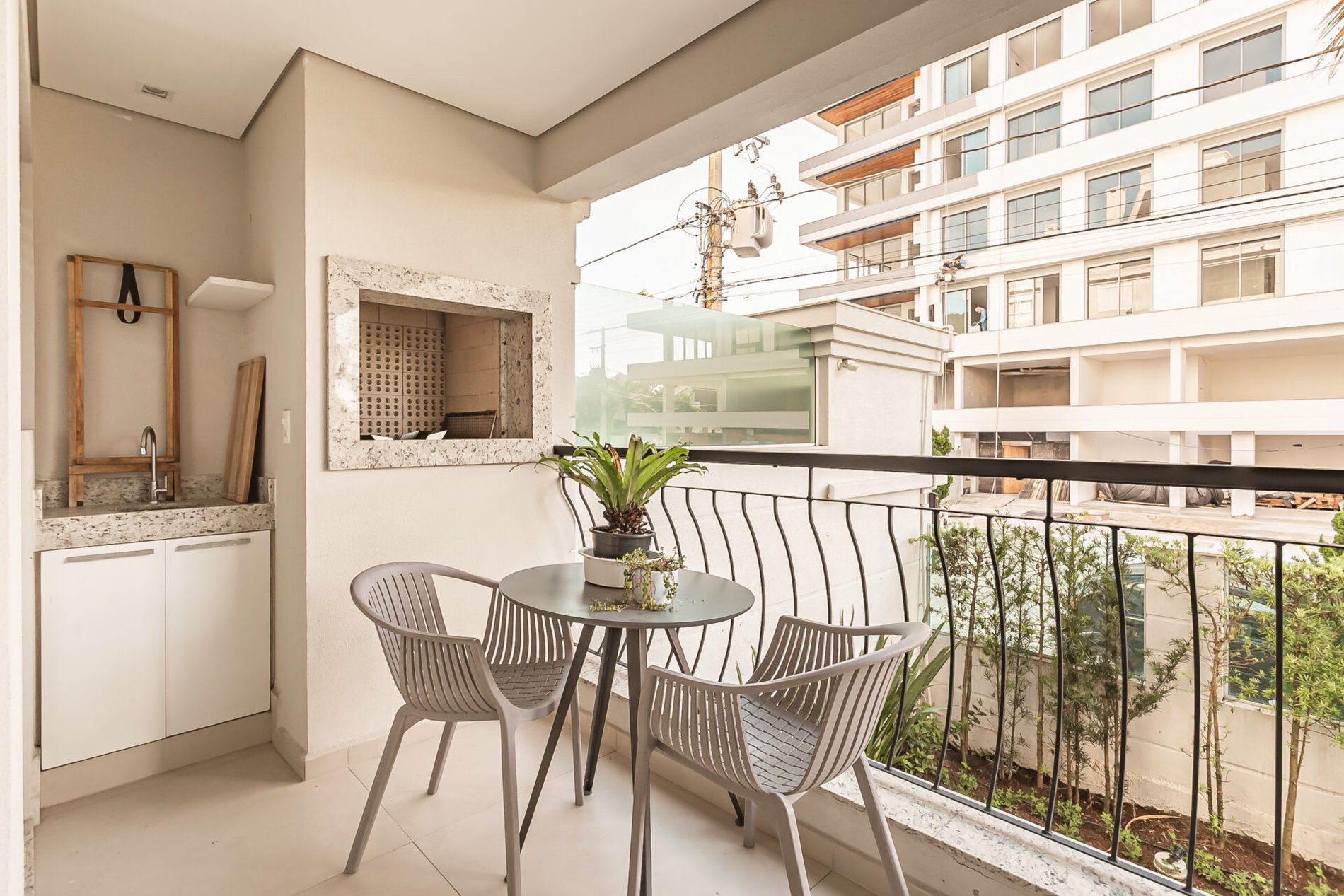 Apartamento a 50 metros do mar em Jurerê Internacional