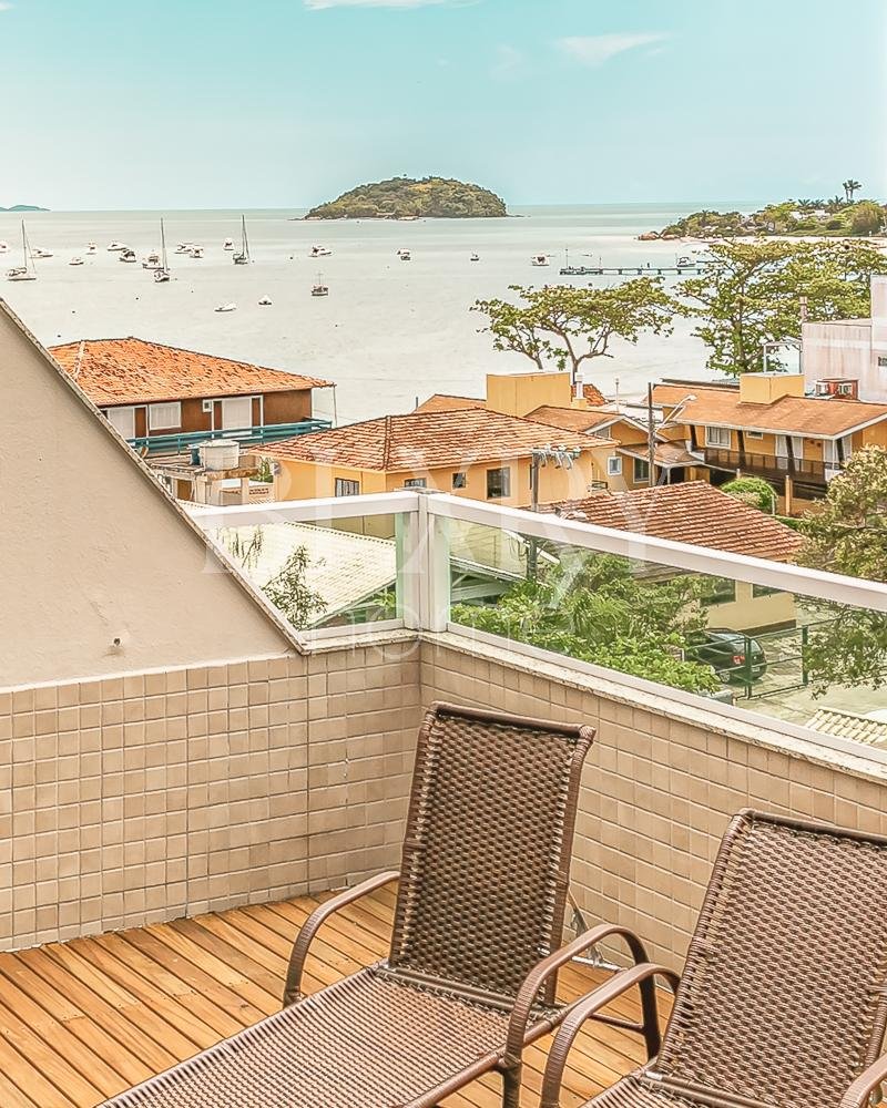 Apartamento a 50 metros do mar em Jurerê Internacional