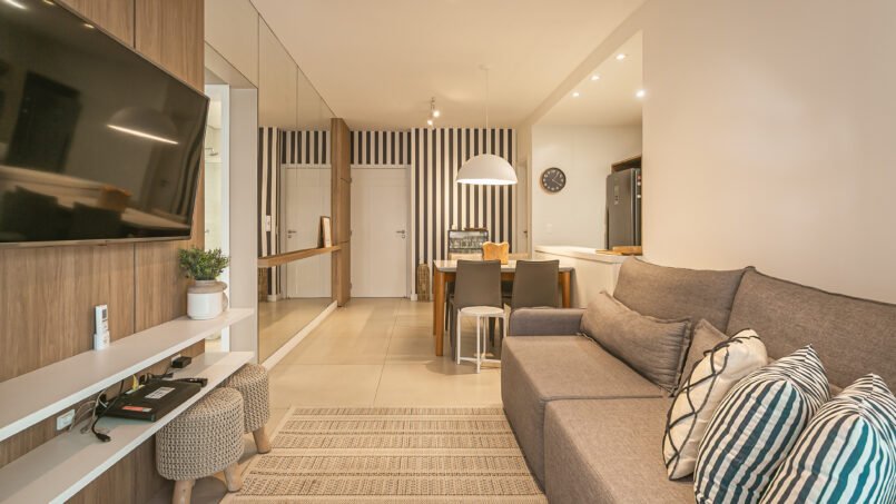 Apartamento a 50 metros do mar em Jurerê Internacional