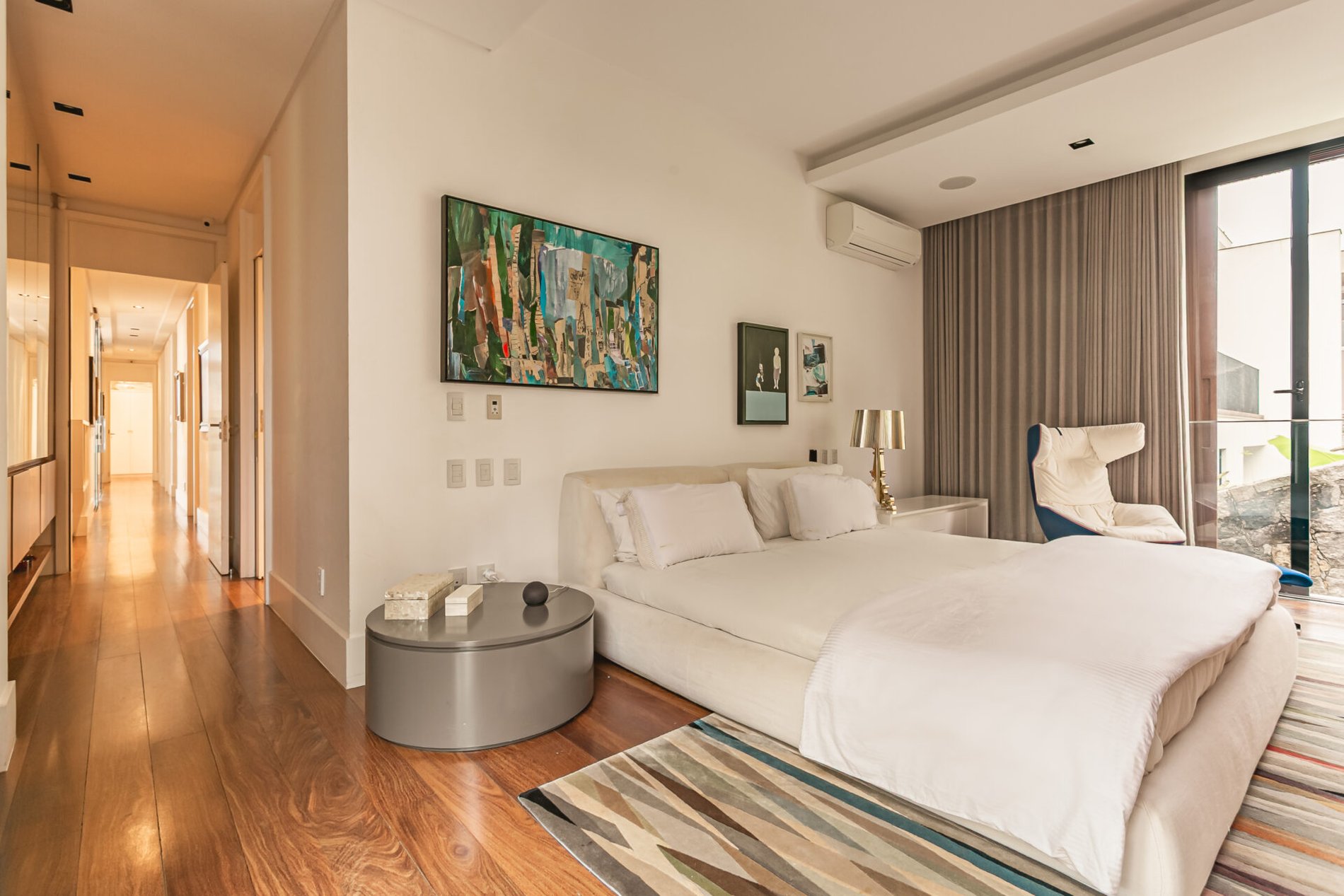 Casa em condomínio frente mar no Cacupé