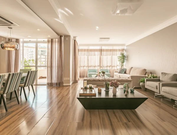 Apartamento de 4 dormitórios no Centro