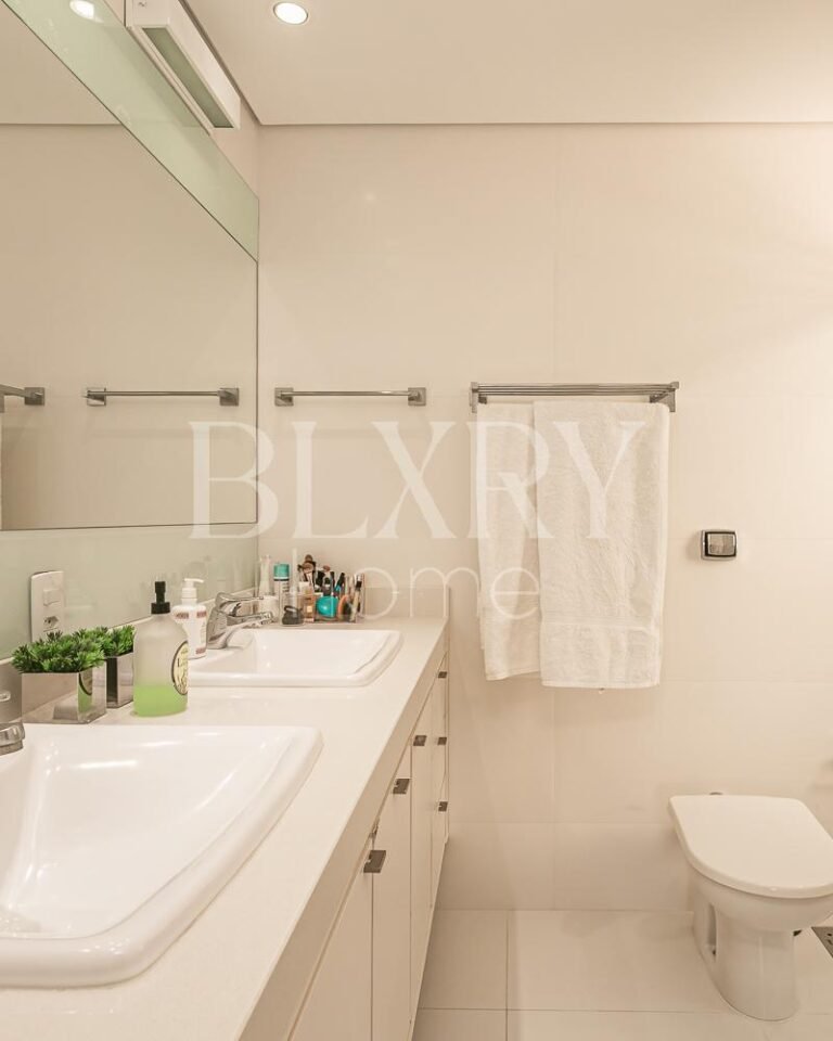 Apartamento de 4 dormitórios no Centro