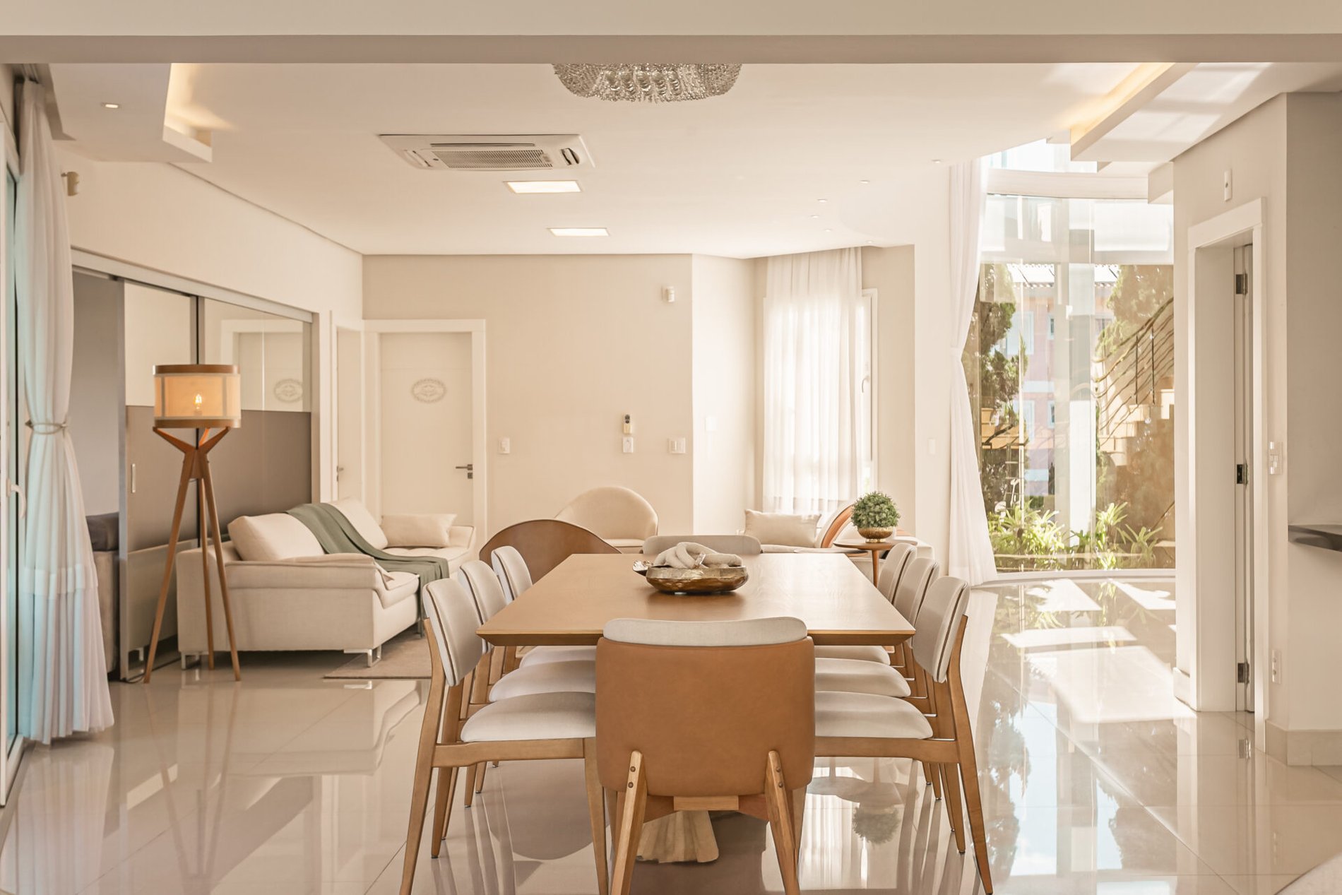 Casa em Jurerê Internacional, ao lado do bosque Amoraeville