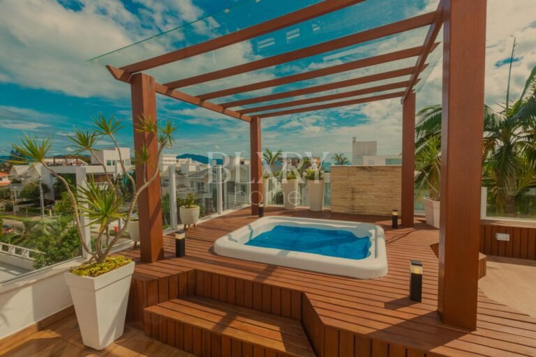 Casa em Jurerê internacional