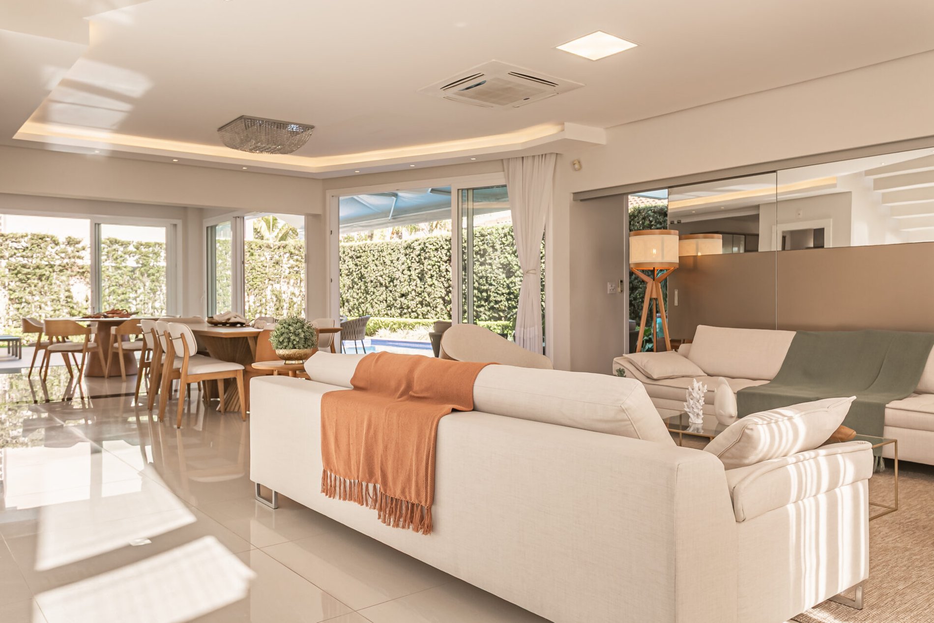 Casa em Jurerê Internacional, ao lado do bosque Amoraeville