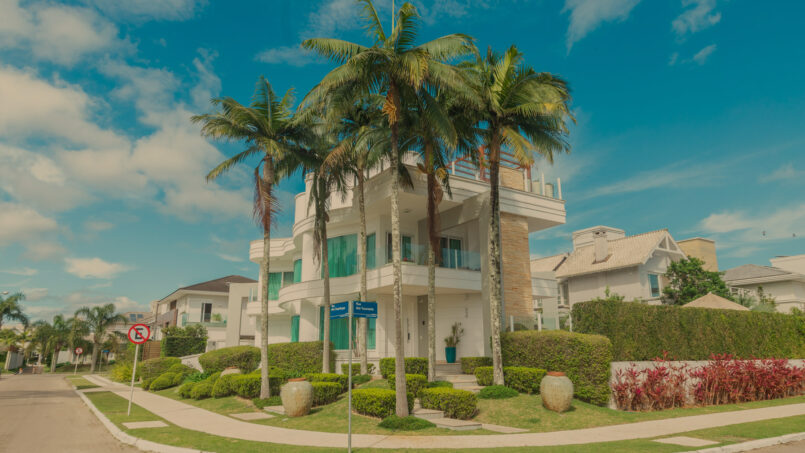 CASA EM JURERÊ INTERNACIONAL