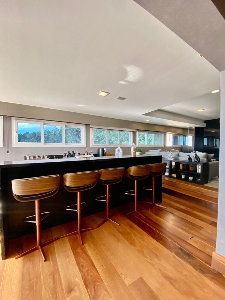 Casa no condomínio Saint Barth no Cacupé