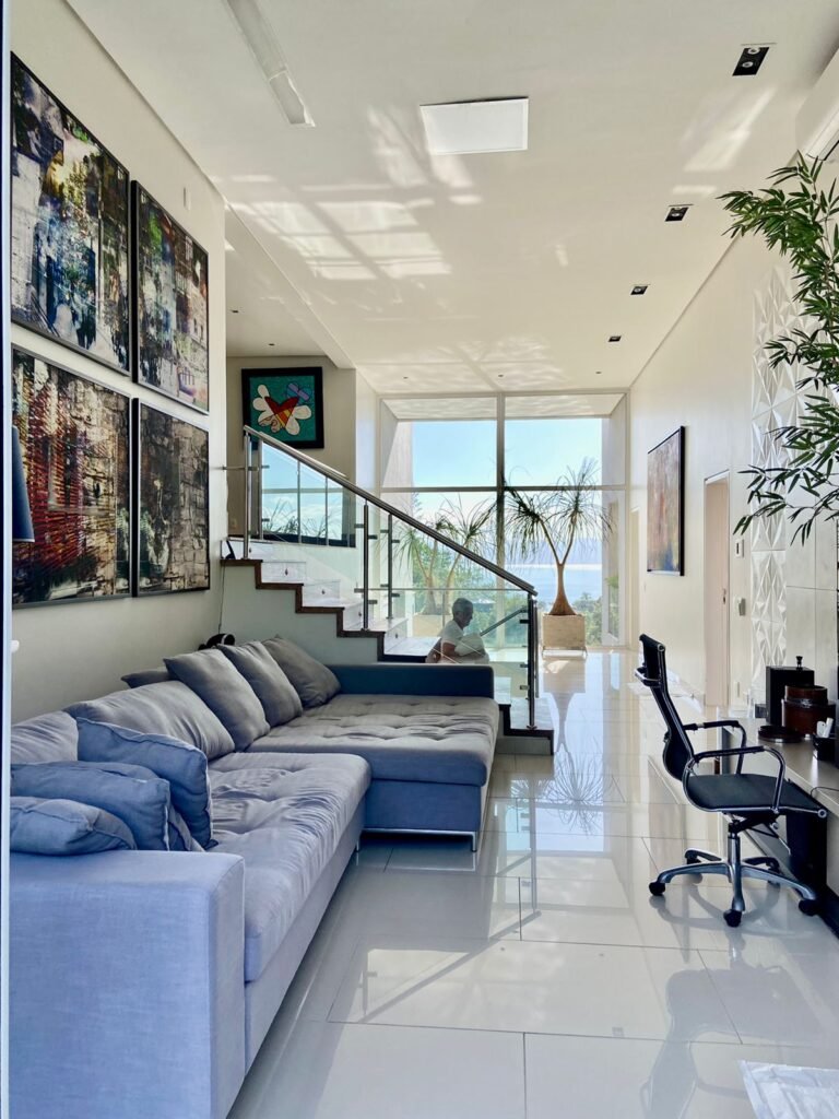 Casa no condomínio Saint Barth no Cacupé