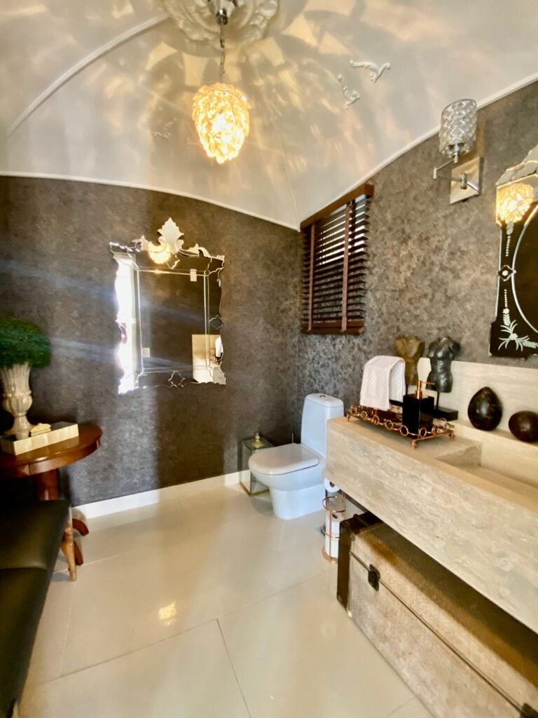 Casa no condomínio Saint Barth no Cacupé
