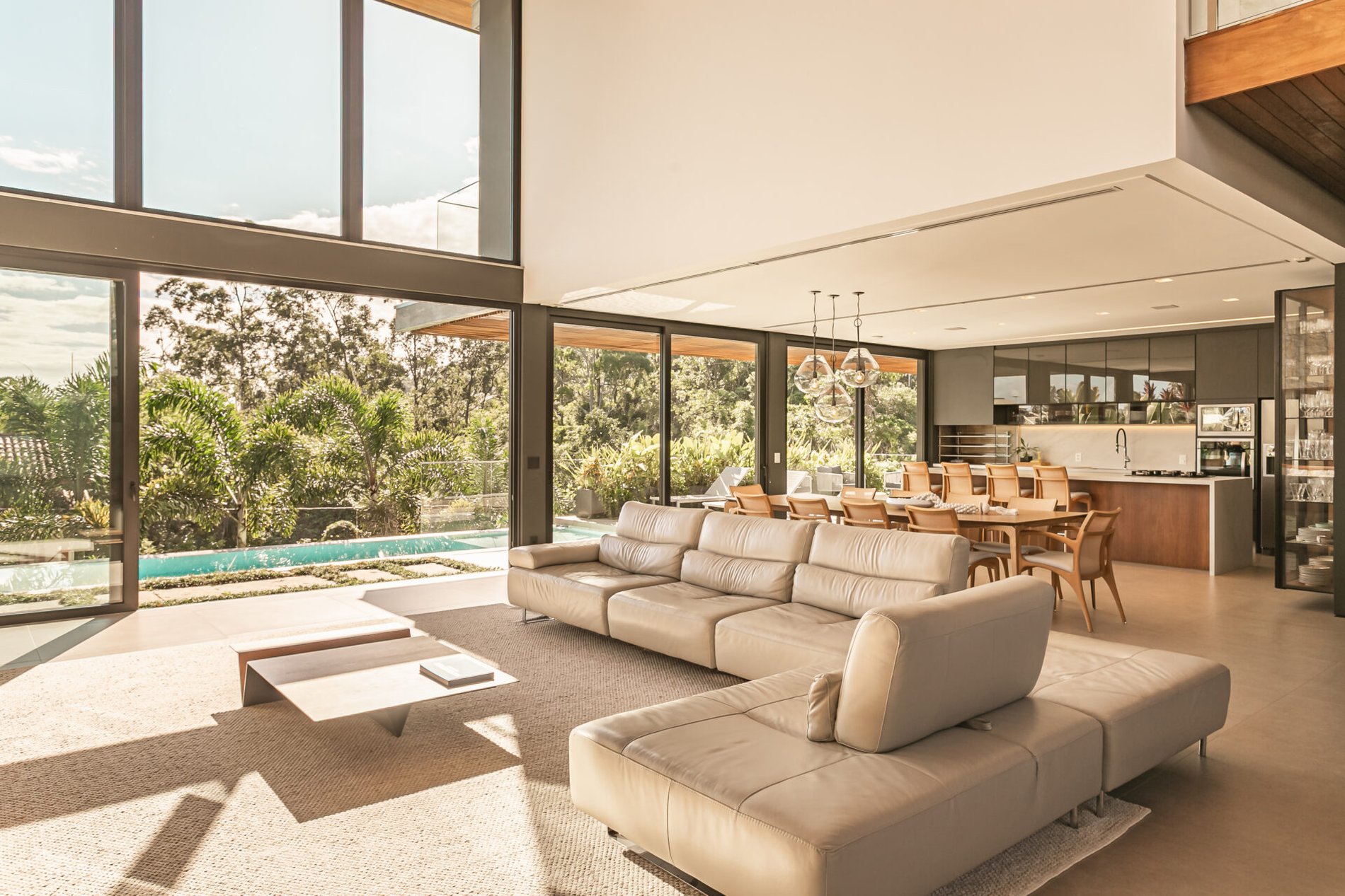 CASA EM CONDOMÍNIO NO CACUPÉ