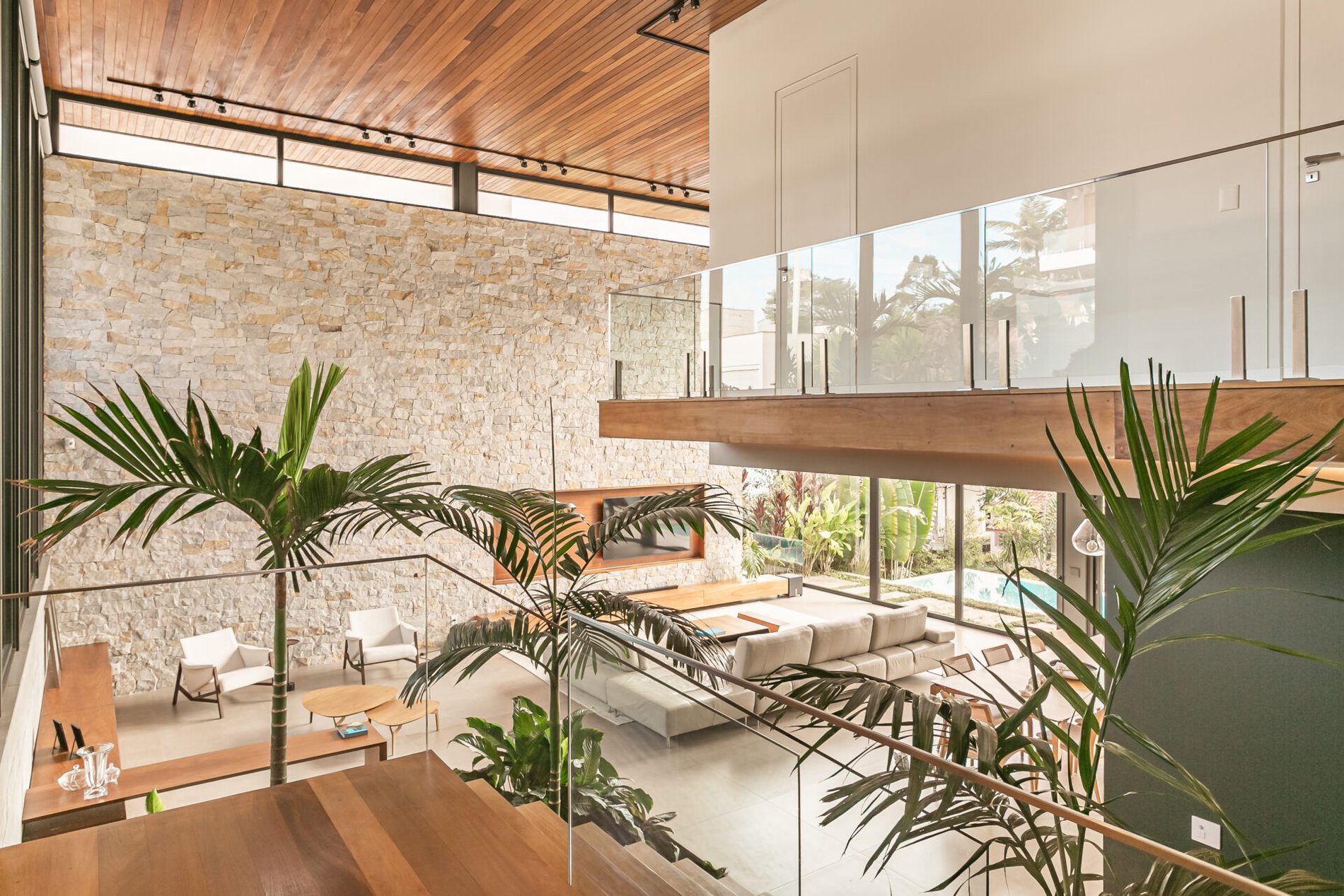 CASA EM CONDOMÍNIO NO CACUPÉ