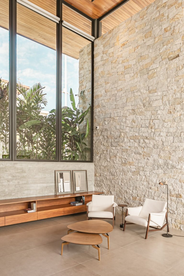 CASA EM CONDOMÍNIO NO CACUPÉ