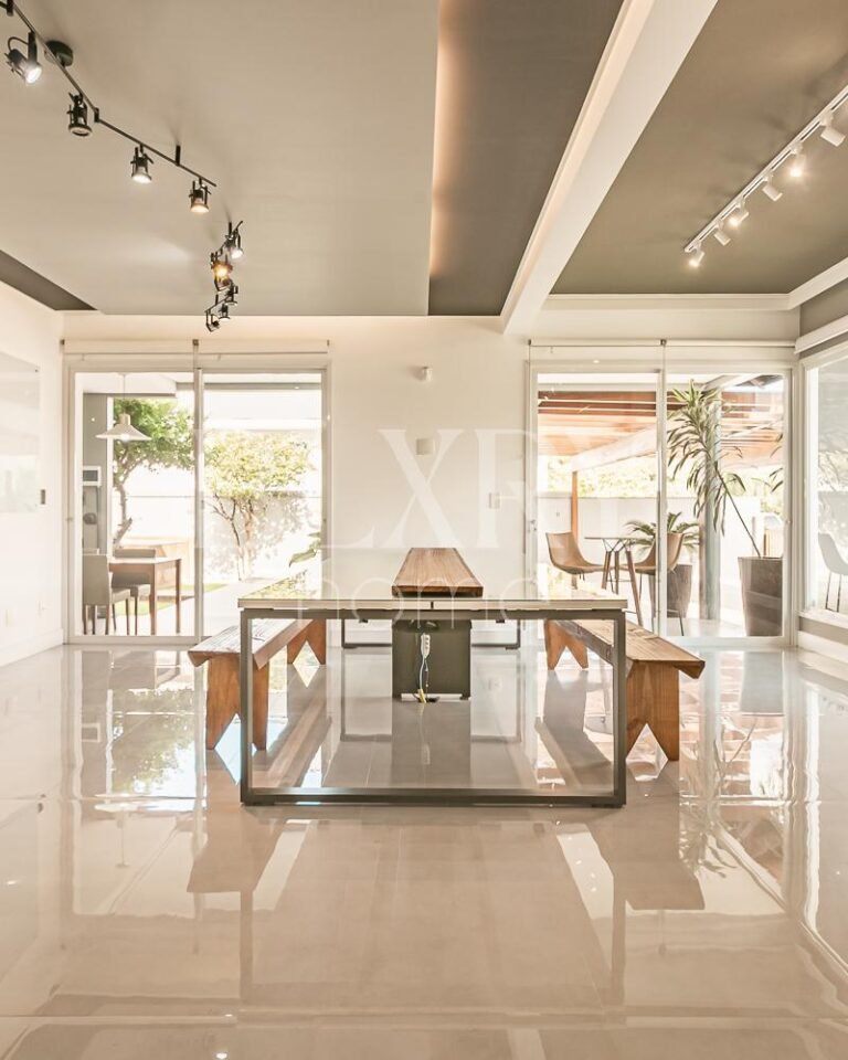 CASA EM JURERÊ INTERNACIONAL