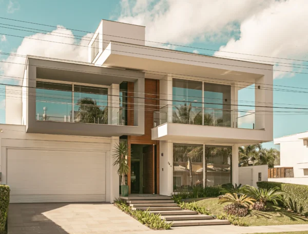 Casa com 4 suítes em Jurerê Internacional