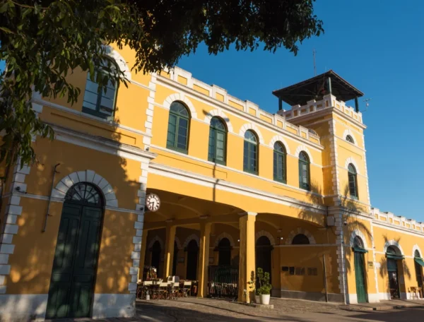 Gastronomia de Florianópolis: o sabor autêntico do mar catarinense