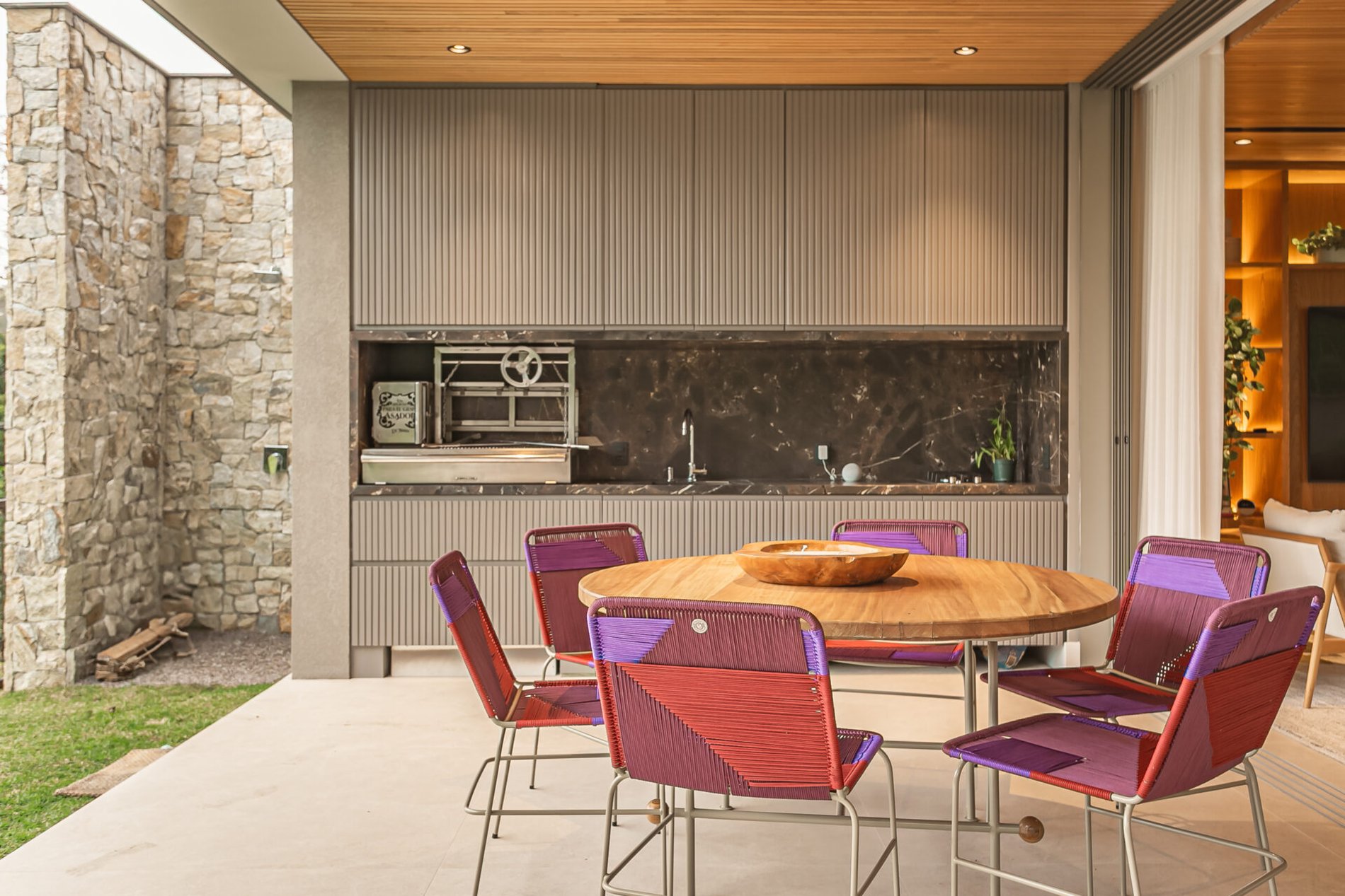 Casa Bossa no condomínio Cambirela no Cacupé