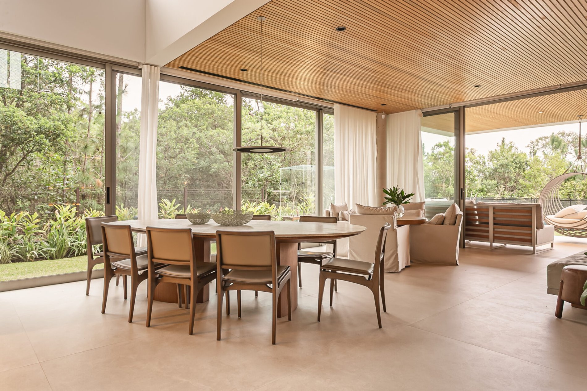 Casa Bossa no condomínio Cambirela no Cacupé