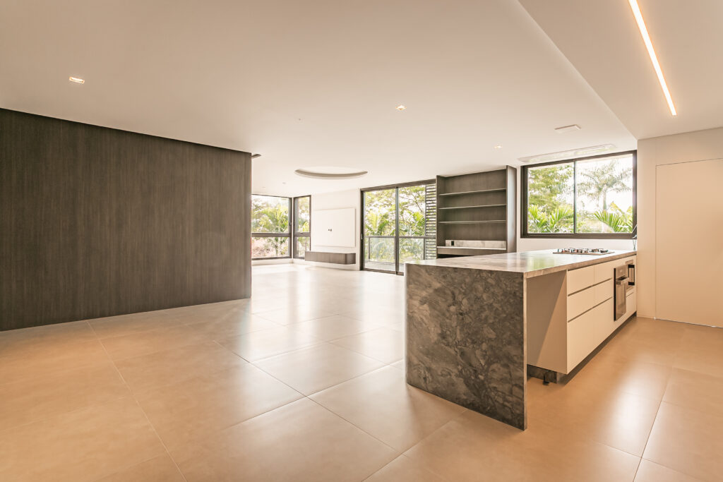 Apartamento de 3 suítes em Jurerê Internacional